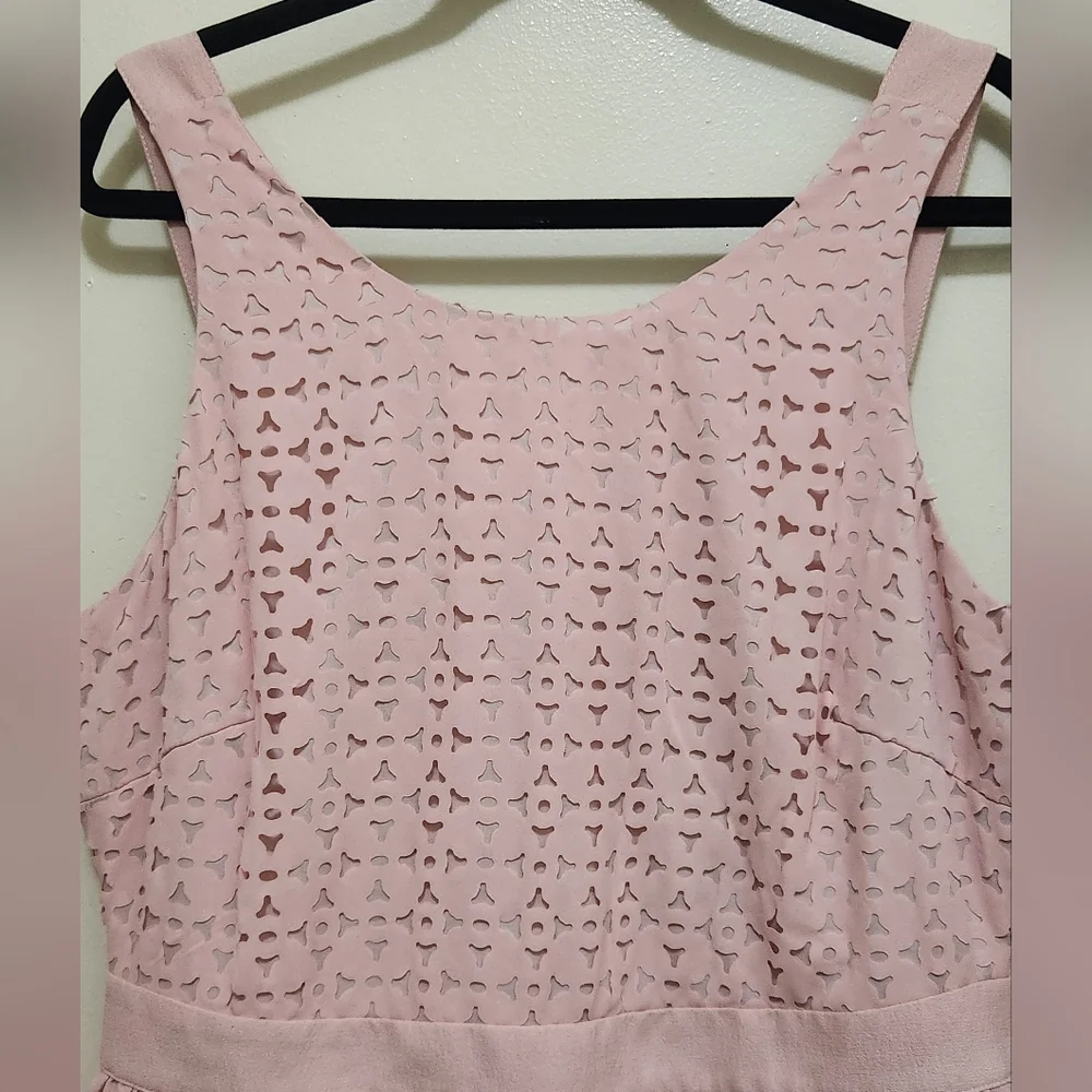 Forever 21 Plus mini dress in pink with cinched waist - Picture 5 of 11